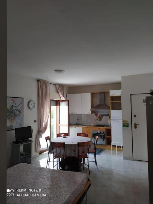 Bilocale Centrale Vicino Al Mare Agropoli Exteriér fotografie